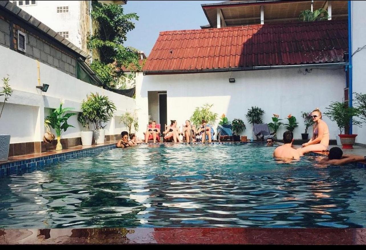 Vang Vieng Th Central Park Hotel Екстериор снимка